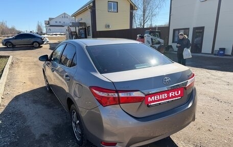 Toyota Corolla, 2013 год, 1 300 000 рублей, 5 фотография