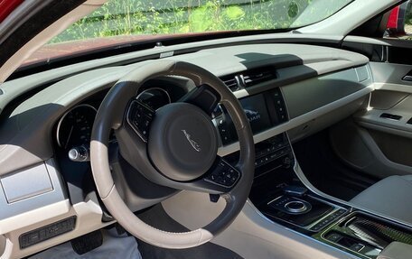 Jaguar XF II, 2016 год, 2 550 000 рублей, 12 фотография