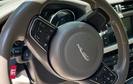Jaguar XF II, 2016 год, 2 550 000 рублей, 17 фотография