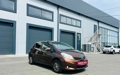 Toyota Vitz, 2013 год, 909 000 рублей, 8 фотография