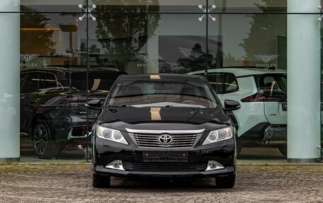 Toyota Camry, 2011 год, 1 395 000 рублей, 2 фотография