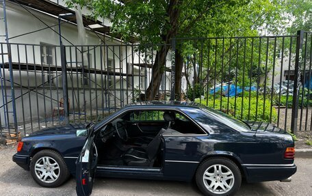 Mercedes-Benz W124, 1990 год, 680 000 рублей, 3 фотография
