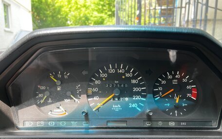 Mercedes-Benz W124, 1990 год, 680 000 рублей, 10 фотография
