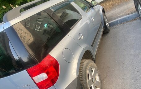 Skoda Yeti I рестайлинг, 2010 год, 600 000 рублей, 2 фотография
