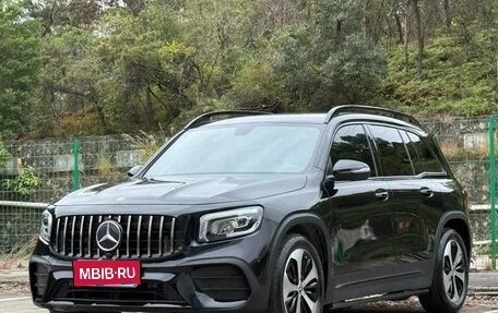 Mercedes-Benz GLB, 2023 год, 2 330 000 рублей, 1 фотография