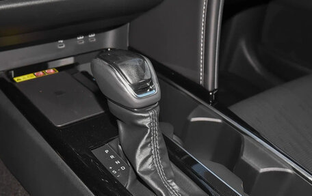 Toyota Camry, 2025 год, 3 370 000 рублей, 17 фотография