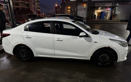 KIA Rio IV, 2017 год, 615 000 рублей, 3 фотография