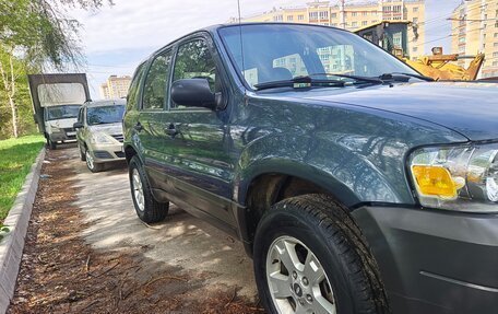 Ford Escape II, 2005 год, 610 000 рублей, 2 фотография