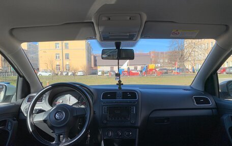 Volkswagen Polo VI (EU Market), 2011 год, 550 000 рублей, 9 фотография