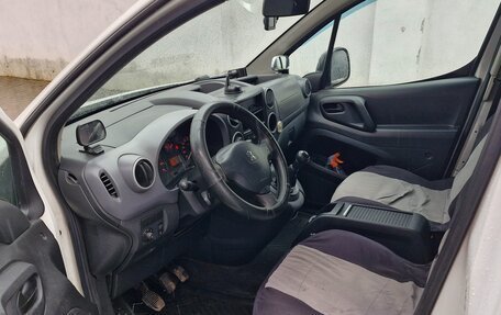 Peugeot Partner II рестайлинг 2, 2012 год, 695 000 рублей, 6 фотография