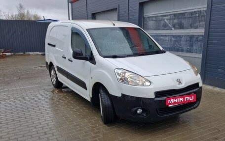Peugeot Partner II рестайлинг 2, 2012 год, 695 000 рублей, 5 фотография