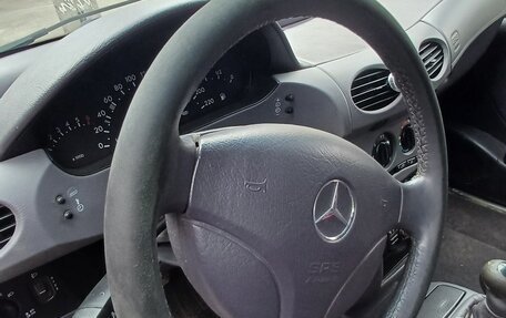 Mercedes-Benz A-Класс, 2000 год, 215 000 рублей, 3 фотография