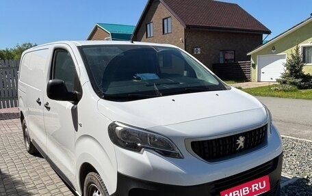 Peugeot Expert, 2021 год, 2 250 000 рублей, 2 фотография