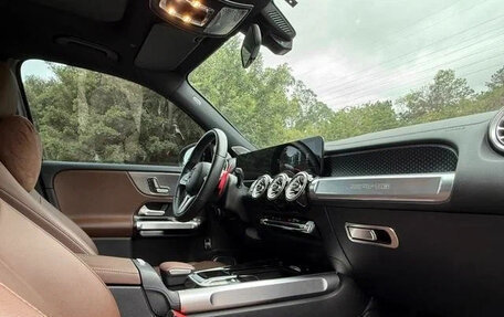 Mercedes-Benz GLB, 2023 год, 2 330 000 рублей, 14 фотография