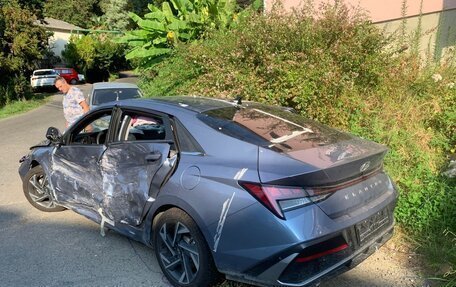 Hyundai Elantra, 2023 год, 1 000 000 рублей, 6 фотография