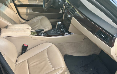 BMW 3 серия, 2010 год, 1 175 000 рублей, 17 фотография