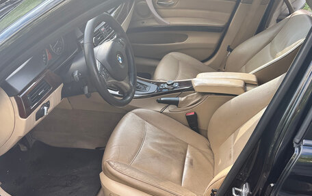 BMW 3 серия, 2010 год, 1 175 000 рублей, 16 фотография
