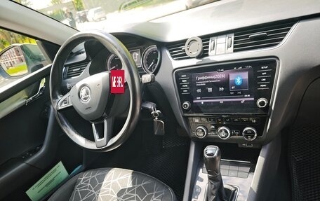 Skoda Octavia, 2019 год, 1 900 000 рублей, 20 фотография