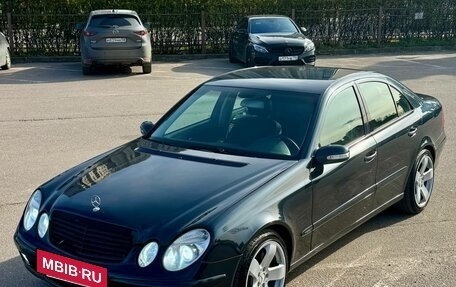 Mercedes-Benz E-Класс, 2002 год, 833 000 рублей, 3 фотография