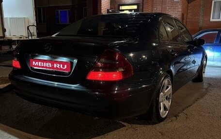 Mercedes-Benz E-Класс, 2002 год, 833 000 рублей, 34 фотография