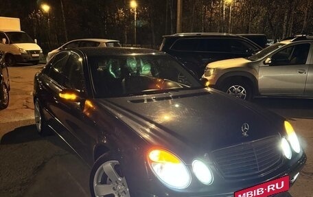 Mercedes-Benz E-Класс, 2002 год, 833 000 рублей, 32 фотография