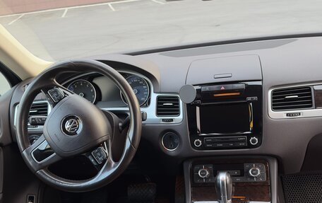Volkswagen Touareg III, 2013 год, 2 150 000 рублей, 19 фотография
