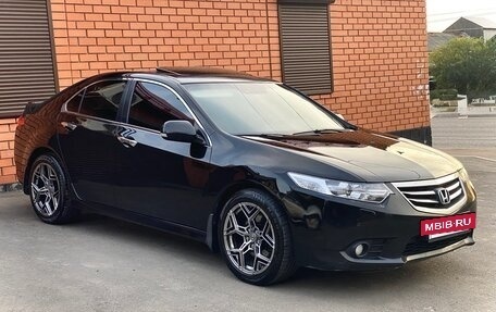 Honda Accord VIII рестайлинг, 2011 год, 1 540 000 рублей, 2 фотография