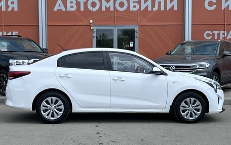 KIA Rio IV, 2021 год, 1 360 000 рублей, 4 фотография