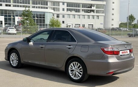 Toyota Camry, 2015 год, 1 890 000 рублей, 7 фотография