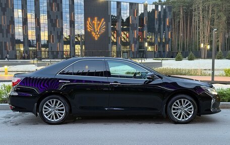 Toyota Camry, 2017 год, 2 750 000 рублей, 4 фотография