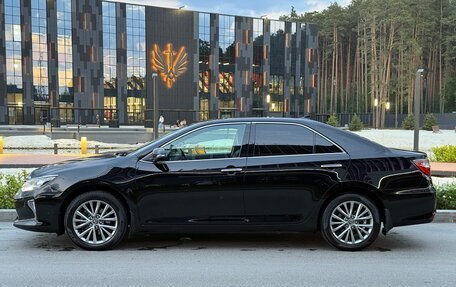 Toyota Camry, 2017 год, 2 750 000 рублей, 2 фотография