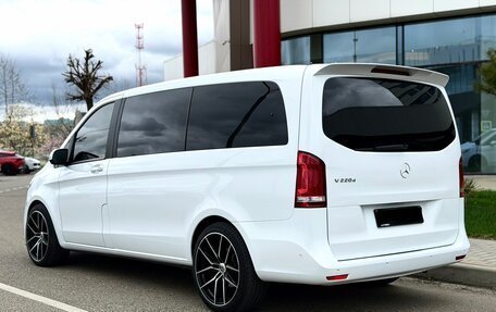 Mercedes-Benz V-Класс, 2019 год, 3 900 000 рублей, 5 фотография