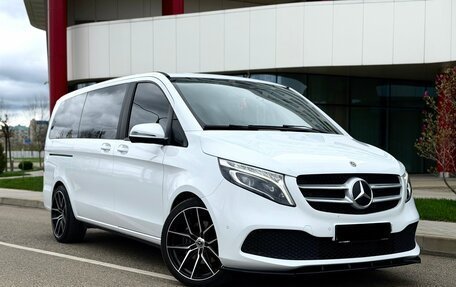 Mercedes-Benz V-Класс, 2019 год, 3 900 000 рублей, 11 фотография