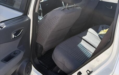 Renault Koleos I рестайлинг 2, 2008 год, 800 000 рублей, 9 фотография