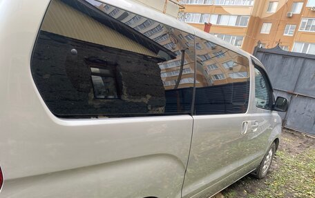 Hyundai Grand Starex Grand Starex I рестайлинг 2, 2010 год, 1 100 000 рублей, 8 фотография