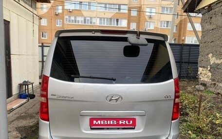 Hyundai Grand Starex Grand Starex I рестайлинг 2, 2010 год, 1 100 000 рублей, 6 фотография
