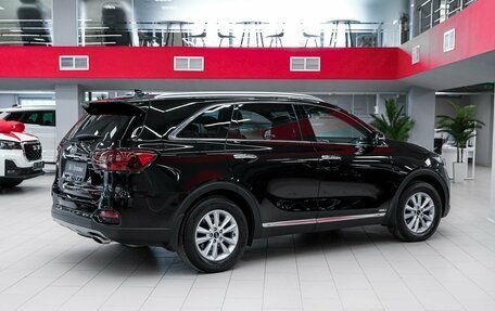 KIA Sorento III Prime рестайлинг, 2018 год, 2 390 000 рублей, 2 фотография