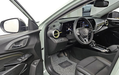 Chevrolet Trax, 2023 год, 1 620 000 рублей, 9 фотография