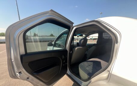 Renault Logan I, 2006 год, 400 000 рублей, 12 фотография