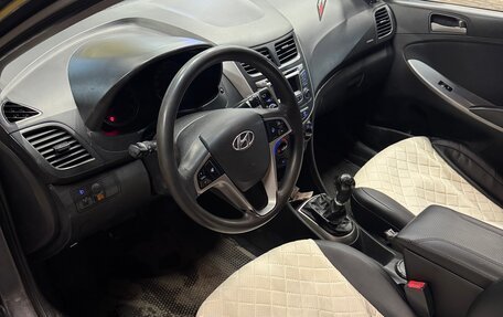 Hyundai Solaris II рестайлинг, 2014 год, 639 000 рублей, 5 фотография
