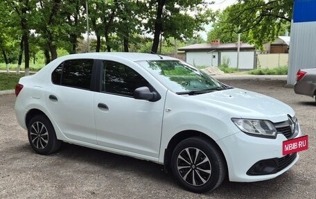 Renault Logan II, 2016 год, 550 000 рублей, 3 фотография