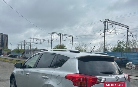 Toyota RAV4, 2015 год, 2 150 000 рублей, 6 фотография