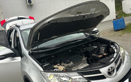 Toyota RAV4, 2015 год, 2 150 000 рублей, 16 фотография