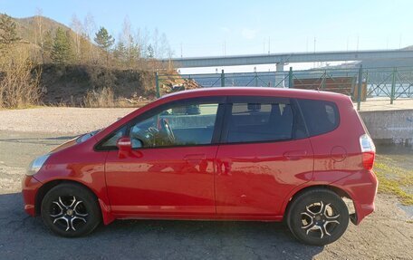 Honda Fit III, 2006 год, 500 000 рублей, 4 фотография