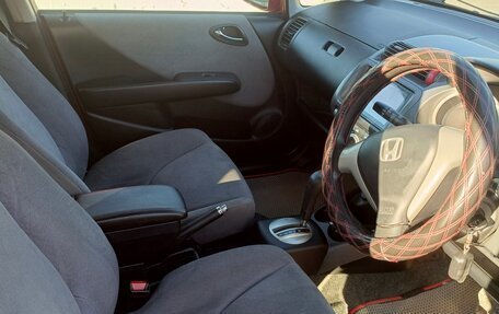 Honda Fit III, 2006 год, 500 000 рублей, 17 фотография