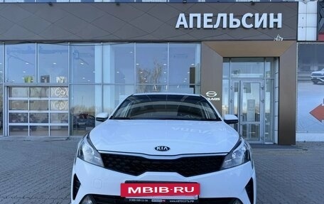 KIA Rio IV, 2021 год, 1 372 990 рублей, 2 фотография