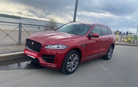 Jaguar F-Pace, 2017 год, 1 970 000 рублей, 3 фотография