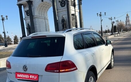Volkswagen Touareg III, 2015 год, 2 600 000 рублей, 3 фотография