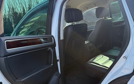 Volkswagen Touareg III, 2015 год, 2 600 000 рублей, 8 фотография