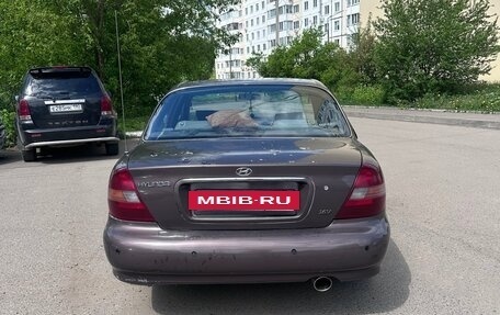 Hyundai Sonata III рестайлинг, 1998 год, 320 000 рублей, 3 фотография